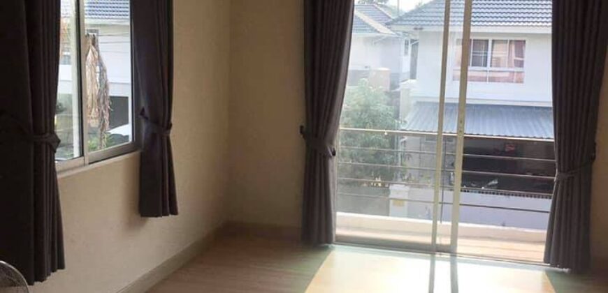 บ้านในโครงการ กาญจน์กนกวิลล์ 9 ต.สันกลาง อ.สันกำแพง ใกล้มหาวิทยาลัยพายัพ