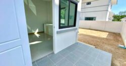 บ้านสร้างใหม่สองชั้น ต.ท่าวังตาล อ.สารภี ตรงข้ามโกลบอลเฮาส์สาขาเวียงกุมกาม