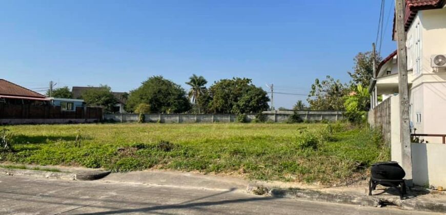 ที่ดินในหมู่บ้าน World Club Land ต.หนองควาย อ.หางดง