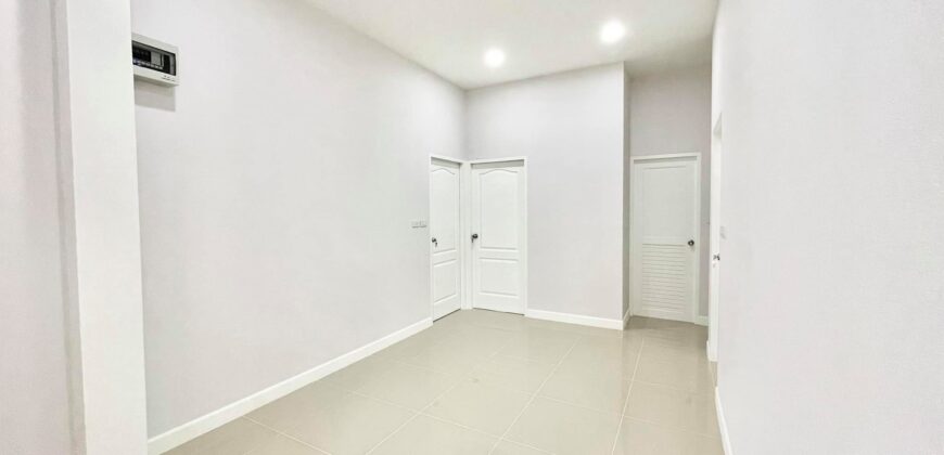 บ้านสร้างใหม่ เนื้อที่เยอะ ต.บ้านแหวน อ.หางดง ใกล้กาดฝรั่ง