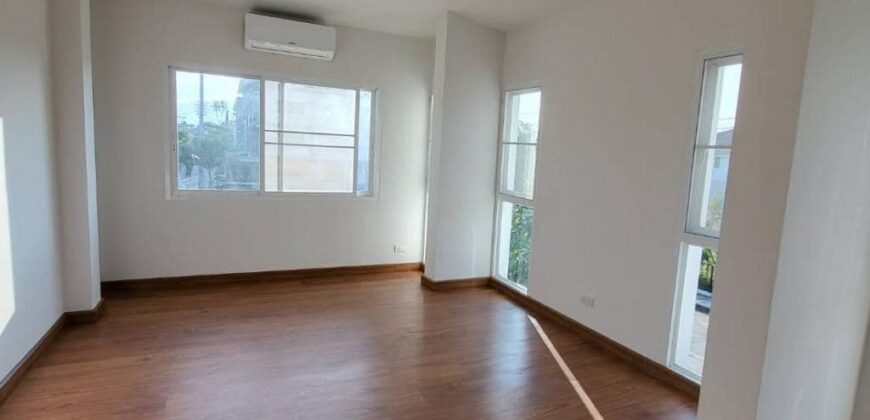 บ้านรีโนเวทใหม่ โครงการอรสิริน 4 ต.ป่าไผ่ อ.สันทราย ใกล้มหาวิทยาลัยแม่โจ้
