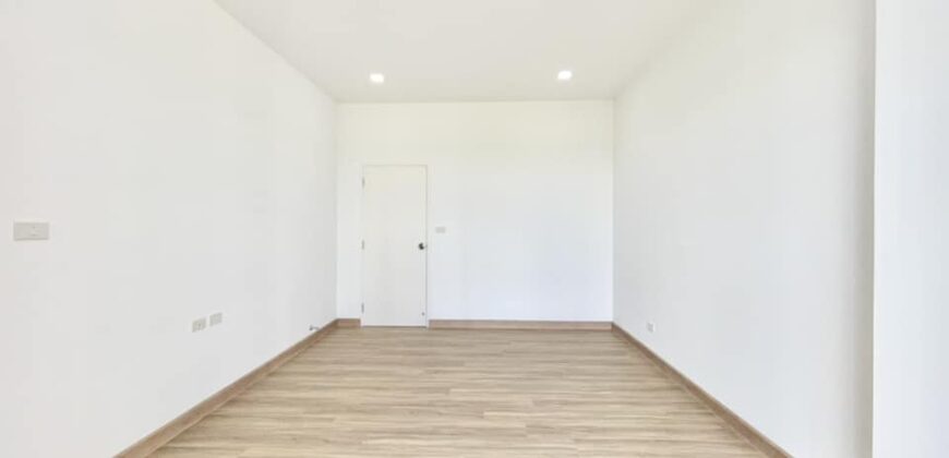 บ้านใหม่สไตล์โมเดิร์นสวยๆ 2 ชั้น ต.หนองหาร อ.สันทราย จ.เชียงใหม่ ใกล้กับสถานีตำรวจแม่โจ้ มหาวิทยาลัยแม่โจ้